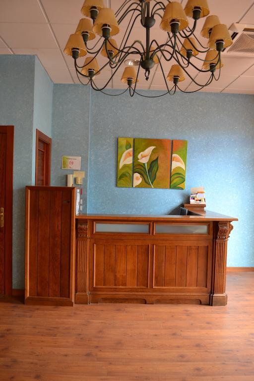 Hostal Quevedo Leon Luaran gambar